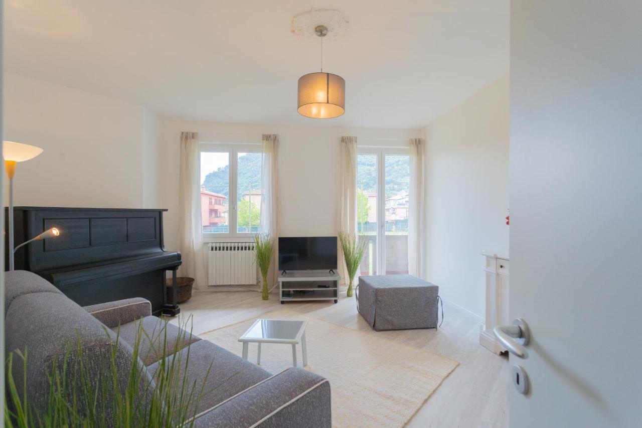 Acqua Chiara Apartment By Rent All Como Донґо Екстер'єр фото